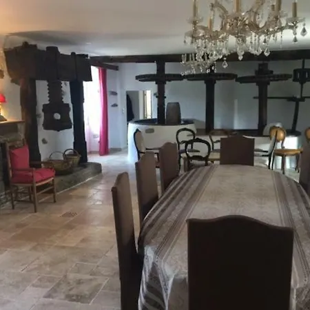 Le Moulin De L'ostriconi